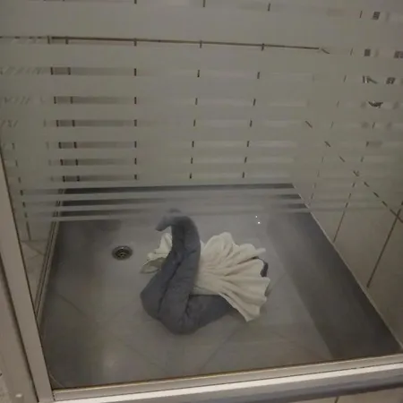 Haus Eifelinchen アパート *